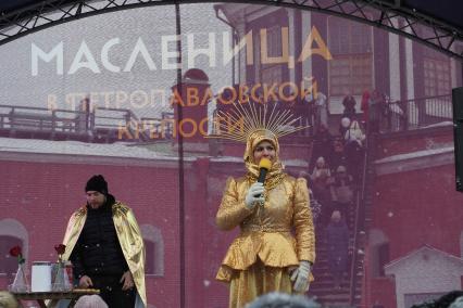 Санкт-Петербург. Во время масленичных гуляний на территории Петропавловской крепости.