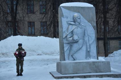 Переславль-Залесский.   Всеармейский конкурс профессионального мастерства среди женщин- военнослужащих `Макияж под камуфляж`в учебном центре связи РВСН.