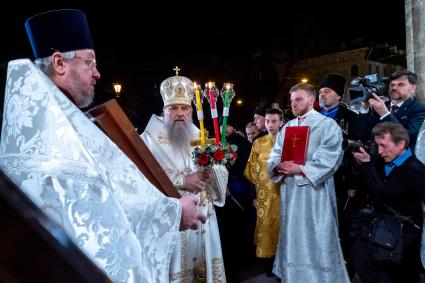 Санкт-Петербург. Митрополит Санкт-Петербургский и Ладожский Варсонофий во время праздничного пасхального богослужения в Казанском кафедральном соборе.