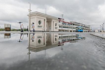 Москва. На территории Северного речного вокзала.