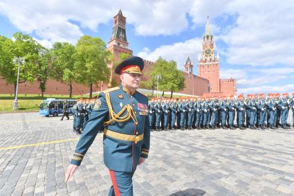 Москва. Глава МЧС России Александр Куренков после парада, посвященного 78-й годовщине Победы в Великой Отечественной войне.