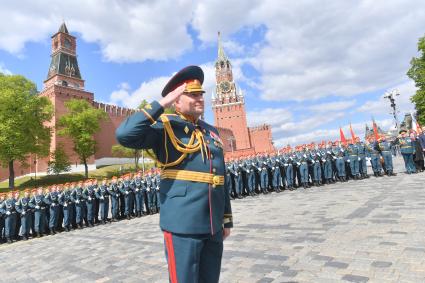 Москва. Глава МЧС России Александр Куренков после парада, посвященного 78-й годовщине Победы в Великой Отечественной войне.