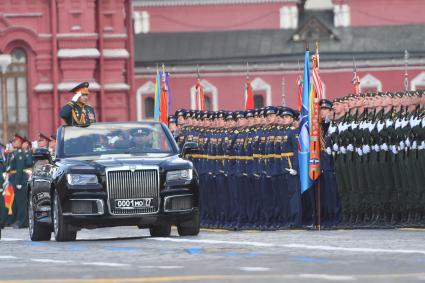 Москва. Министр обороны РФ Сергей Шойгу на параде, посвященном 78-й годовщине Победы в Великой Отечественной войне.