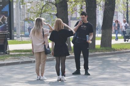 Барнаул. Во время празднования 78-й годовщины Победы в Великой отечественной войне.