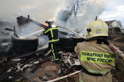 Голицинский городской округ. п.Татарки. Ликвидация пожара в частном жилом доме.