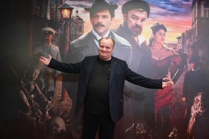 Москва. Актер Борис Каморзин на премьере фильма `Хитровка. Знак четырех` в кинотеатре `Октябрь`.