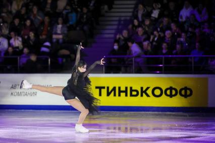 Красноярск. Камила Валиева во время показательных выступлений на чемпионате России по фигурному катанию.