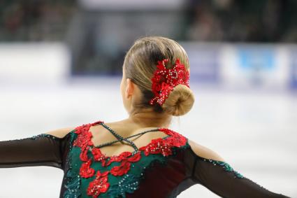 Красноярск. Варвара Черемных выступает с произвольной программой в парном катании на чемпионате России по фигурному катанию.