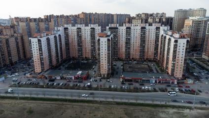 Ленинградская область. Город Кудрово.  Вид  на жилой район .