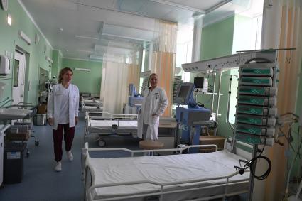 Москва. Реанимационная палата в здании открывшегося детского корпуса многопрофильного клинического центра `Коммунарка` .