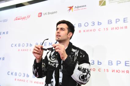 Москва. Актер Олег Терновой на премьере фильма `Сквозь время` в кинотеатре `Каро 11 Октябрь`.