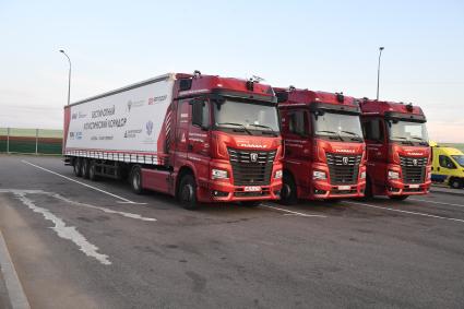 Москва. Беспилотные грузовые автомобили `Камаз` прибыли в город по трассе М-11 из Санкт-Петербурга в рамках проекта `Беспилотные логистические коридоры`.