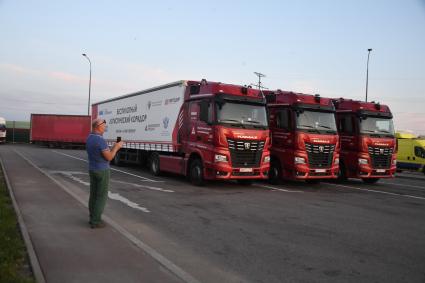 Москва. Беспилотные грузовые автомобили `Камаз` прибыли в город по трассе М-11 из Санкт-Петербурга в рамках проекта `Беспилотные логистические коридоры`.