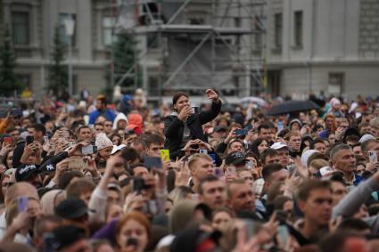 Самара.  В честь Дня России  12 июня прошел фестиваль авторской музыки `САМ.ФЕСТ`.