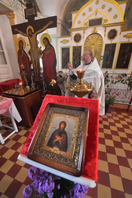 Крушение частного самолета в Тверской области