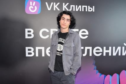 Москва. Блогер KERYA GG (Карим Омаров) на церемонии награждения `Премия VK Клипов - 2023`.