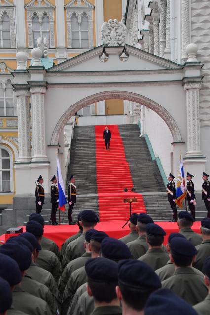 Москва.   Президент РФ Владимир Путин во время обращения  к подразделениям Министерства обороны РФ, Федеральной службы войск национальной гвардии, Федеральной службы безопасности, Министерства внутренних дел и Федеральной службы охраны, которые обеспечили порядок и законность во время мятежа.