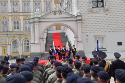 Москва.   Президент РФ Владимир Путин во время обращения  к подразделениям Министерства обороны РФ, Федеральной службы войск национальной гвардии, Федеральной службы безопасности, Министерства внутренних дел и Федеральной службы охраны, которые обеспечили порядок и законность во время мятежа.