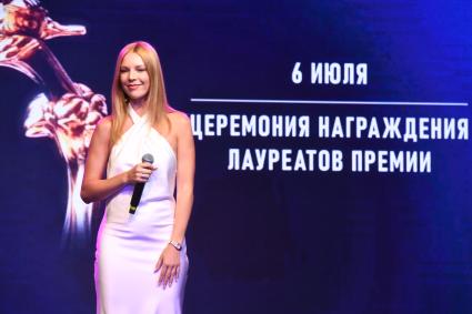 Москва. Певица Наталья Подольская во время вручения премии `Медиа-Менеджер России 2023`.