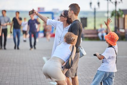 Пермь. Горожане на одной из улиц города.