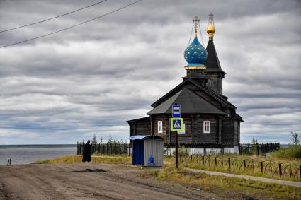 Красноярский край. Хатанга.   Спасо-Богоявленский храм- одна из самых северных православных церквей в России.