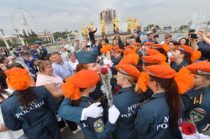 Москва.  На торжественной  церемонии принятия  Присяги курсантами и студентами  Академии ГПС МЧС.