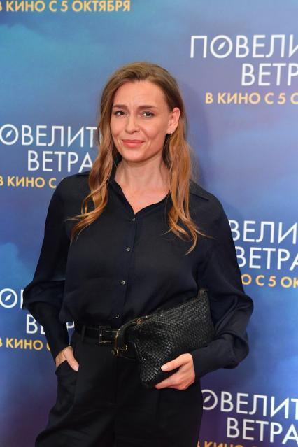 Москва. Актриса Любовь Толкалина на премьере фильма `Повелитель ветра` в кинотеатре `Каро 11 Октябрь`.