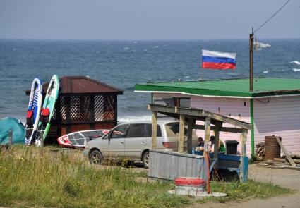 Сахалинская область. На берегу  Охотского моря.