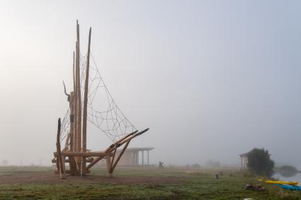 Забайкальский край, с. Укурик. Скульптурная композиция на территории ленд-арт парка `Тужи`.