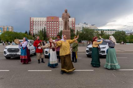 Забайкальский край, г. Чита. Во время встречи участников автопробега `Открываем Дальний`.