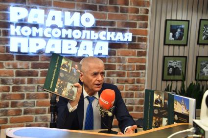 Москва.  Академик Российской академии наук (РАН) Геннадий Онищенко  на радио `Комсомольская правда`.