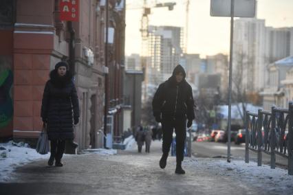 Екатеринбург. Гололед в городе