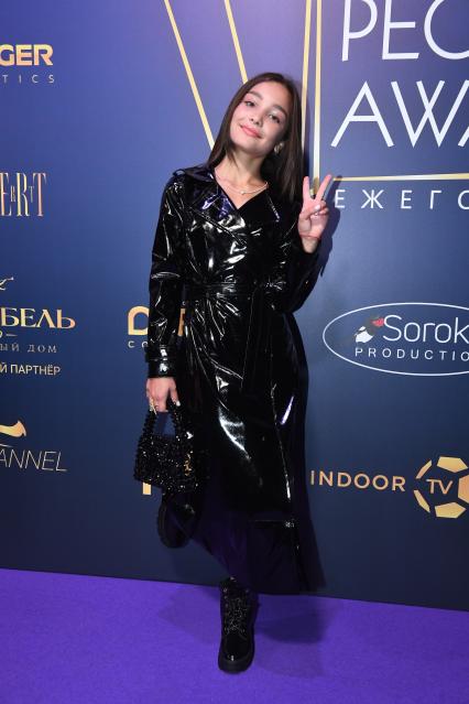 Москва. Певица Фариза Дзгоева на церемонии вручения `Fashion People Awards 2023` в Известия Hall.