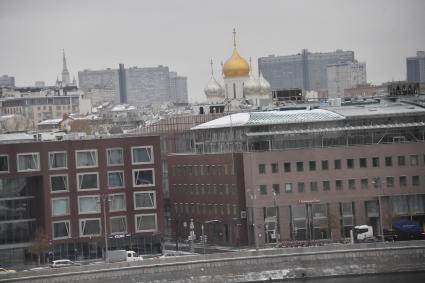 Москва.  Вид на Пречистенскую набережную.