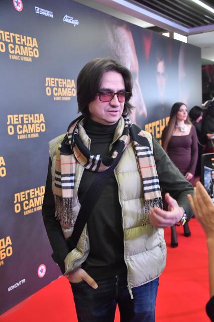 Москва. Балетмейстер Сергей Филин на премьере филма `Легенда о самбо` в кинотеатре`Октябрь`.