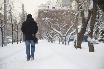 Последствия снегопада в Красноярске