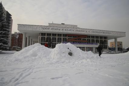 Последствия снегопада в Красноярске