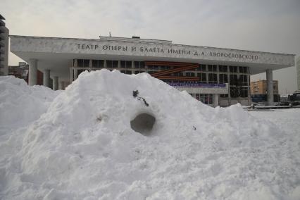 Последствия снегопада в Красноярске