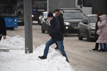 Последствия снегопада в Москве