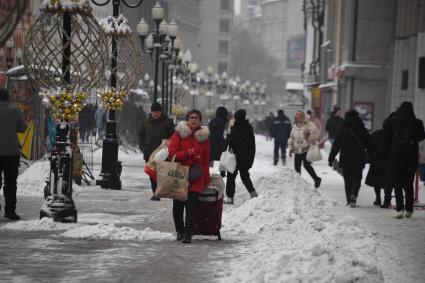 Последствия снегопада в Москве