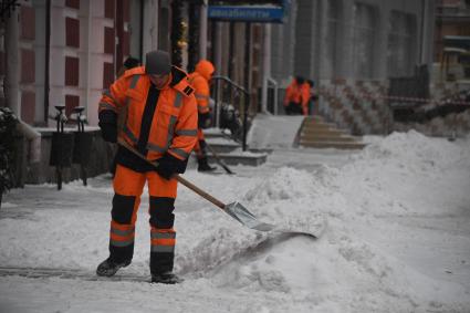 Последствия снегопада в Москве