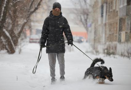 Сильный снегопад в Перми