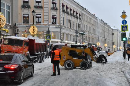 Снег в Москве