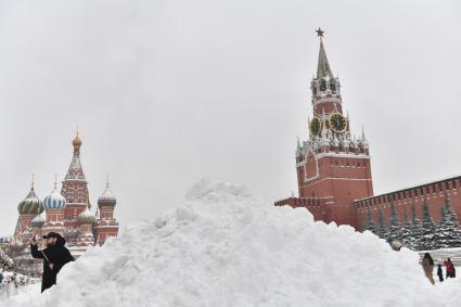 Снег в Москве