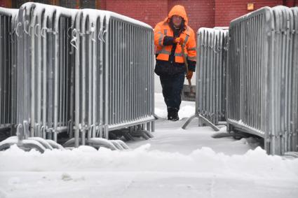 Снег в Москве