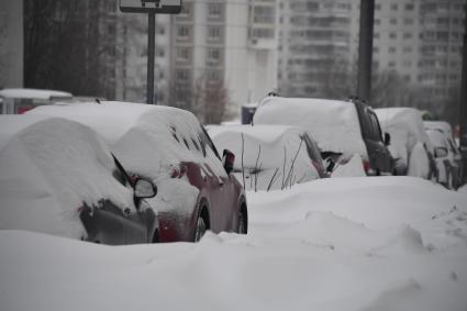 Последствия снегопада в Москве