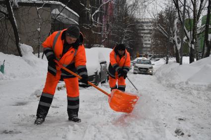 Последствия снегопада в Москве