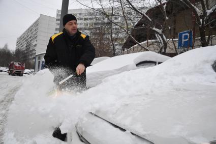 Последствия снегопада в Москве