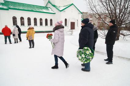 Прощание с шоуменом Дмитрием Красиловым в Заринске