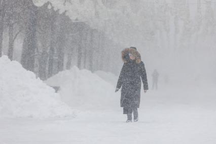 Сильный снегопад в Челябинске